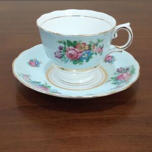 Colclough Bone China Floral China Tea Cup And Saucer Gilt Trim, Vintage!